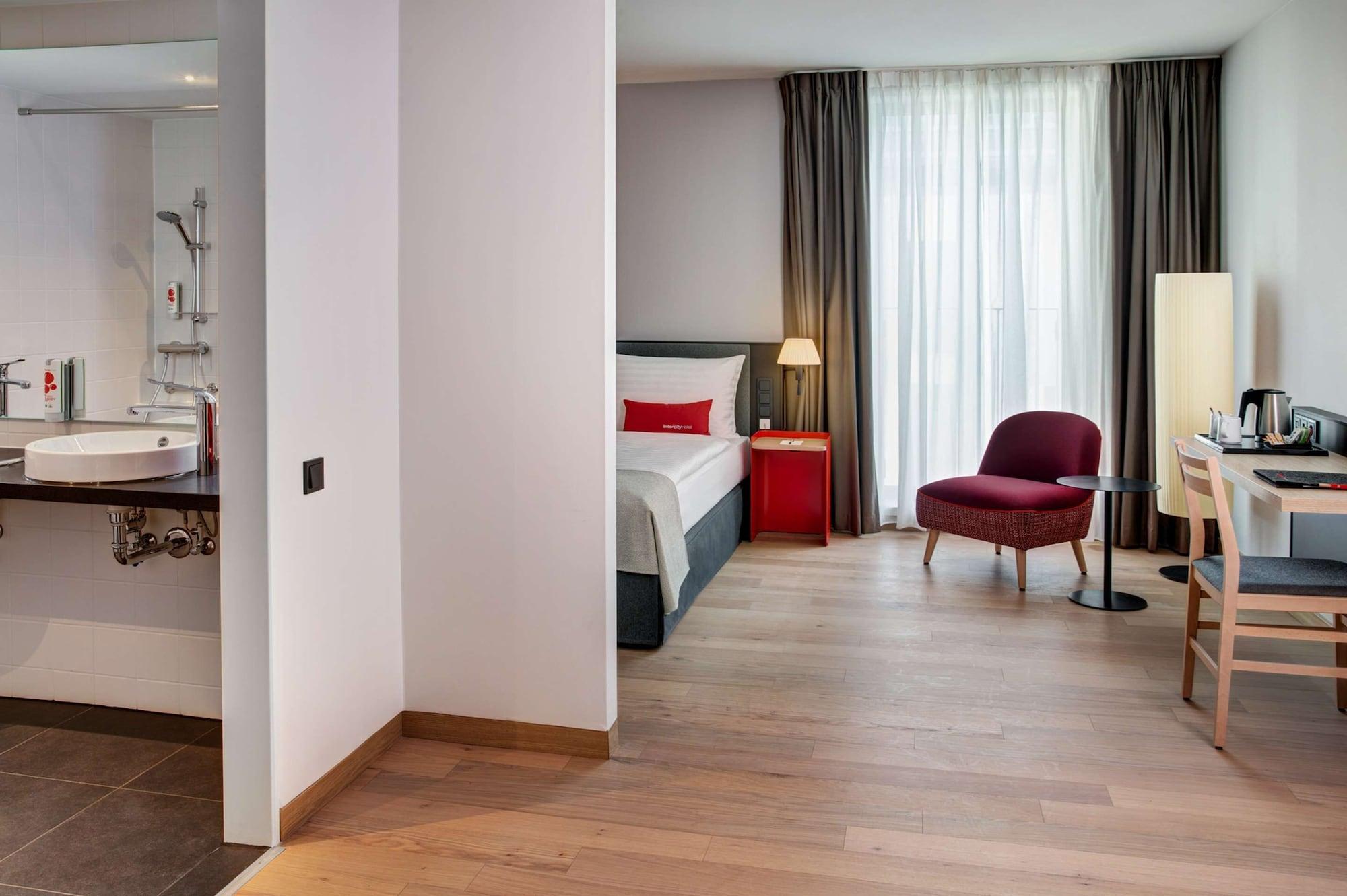 Intercityhotel Frankfurt Hauptbahnhof Sued Франкфурт на Майн Екстериор снимка